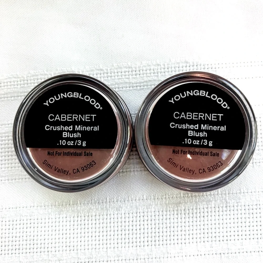 YOUNGBLOOD Bundle NEW Natural Mineral‎ Foundation Blush Hi-DEF Brushes
💥SALE💥 - Picture 9 of 16